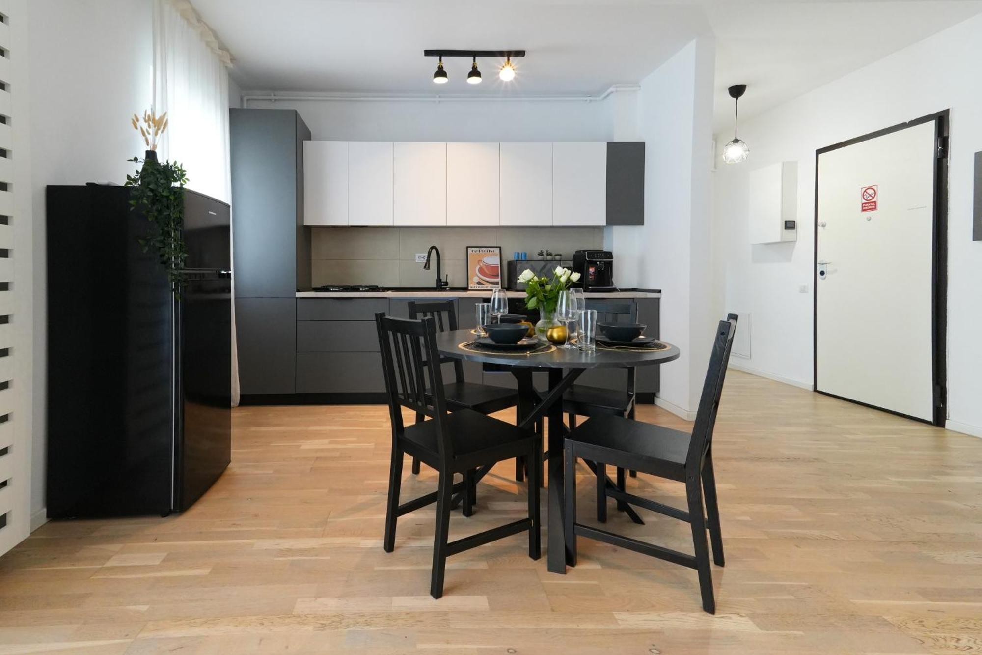Maria - Modern Apartment With Parking And Workspace Бухарест Экстерьер фото