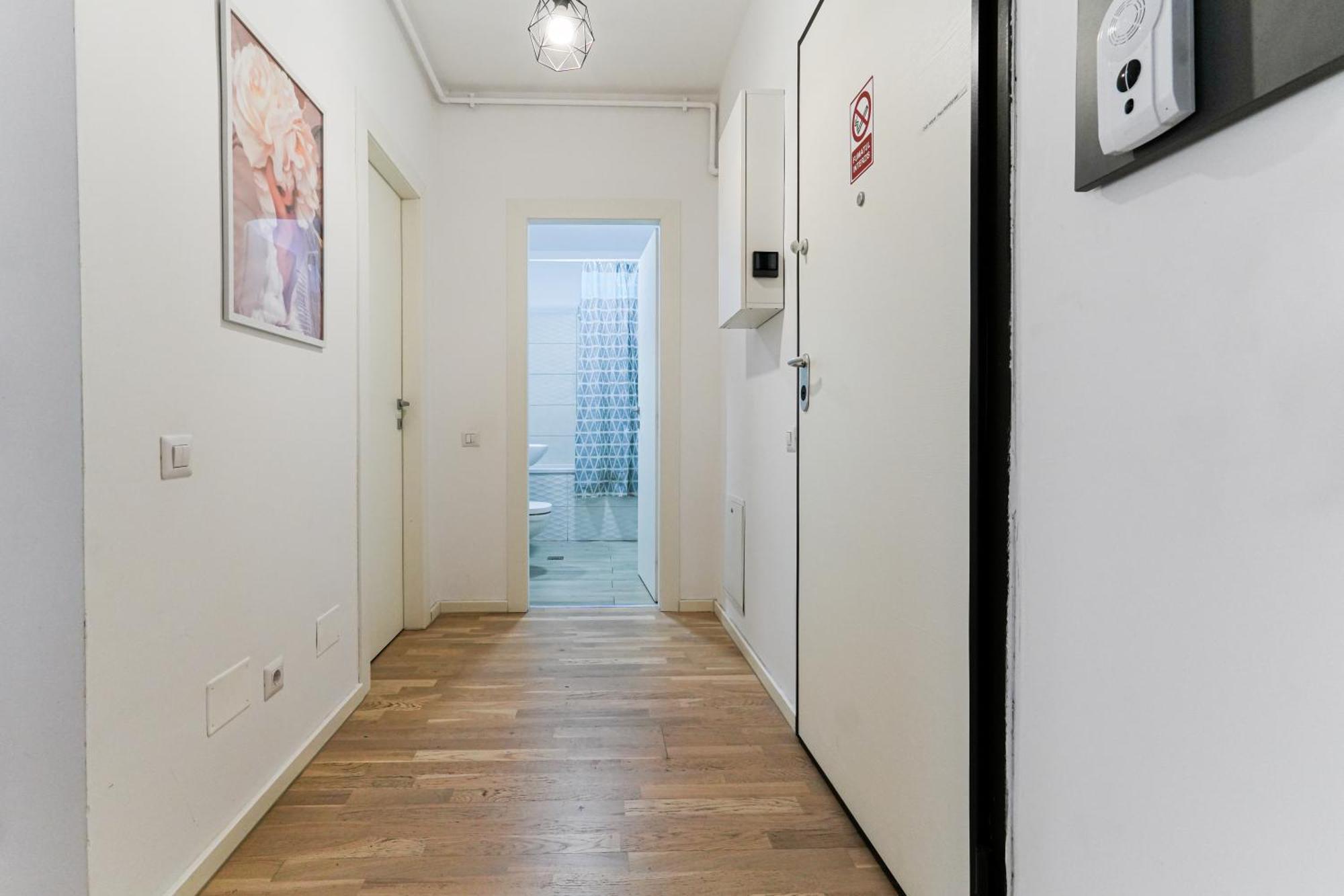 Maria - Modern Apartment With Parking And Workspace Бухарест Экстерьер фото